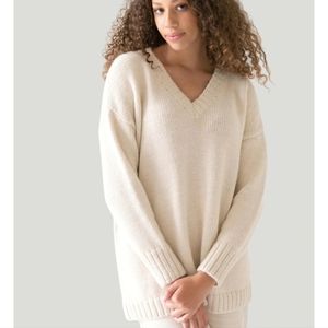 NWT Laude the Label V Neck Alpaca Sweater